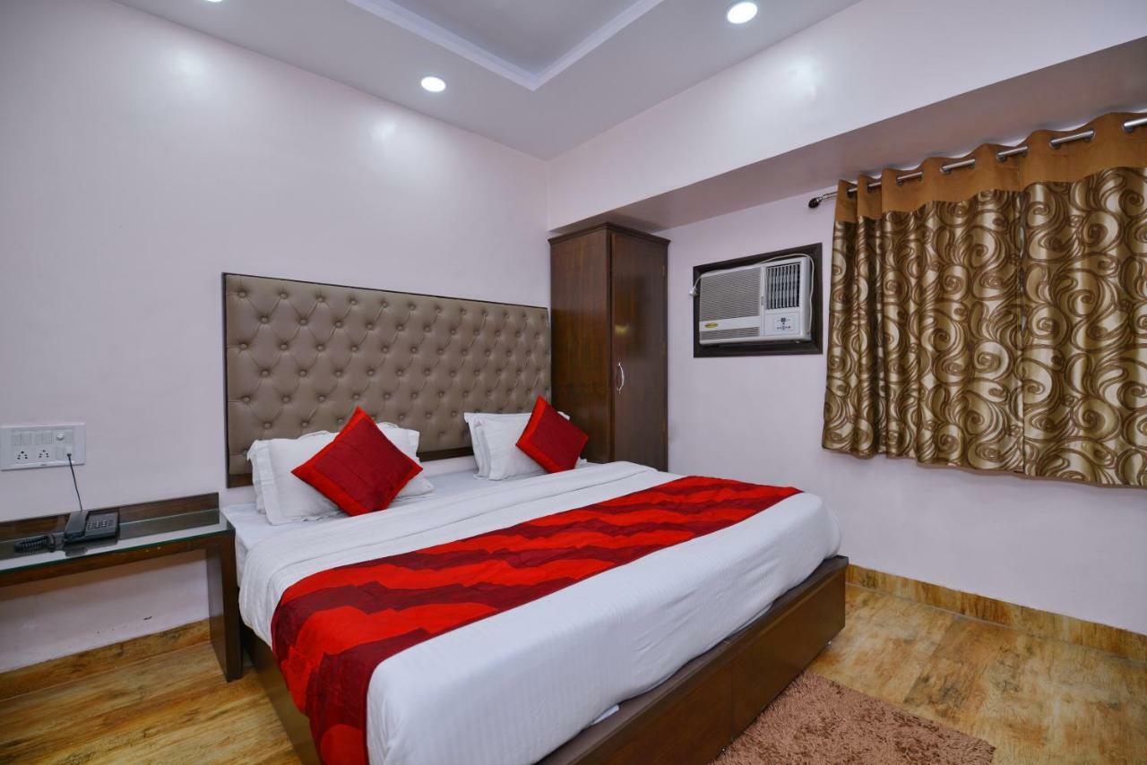 Hotel Kabeer New Delhi @ New Delhi Railway Station Exterior photo