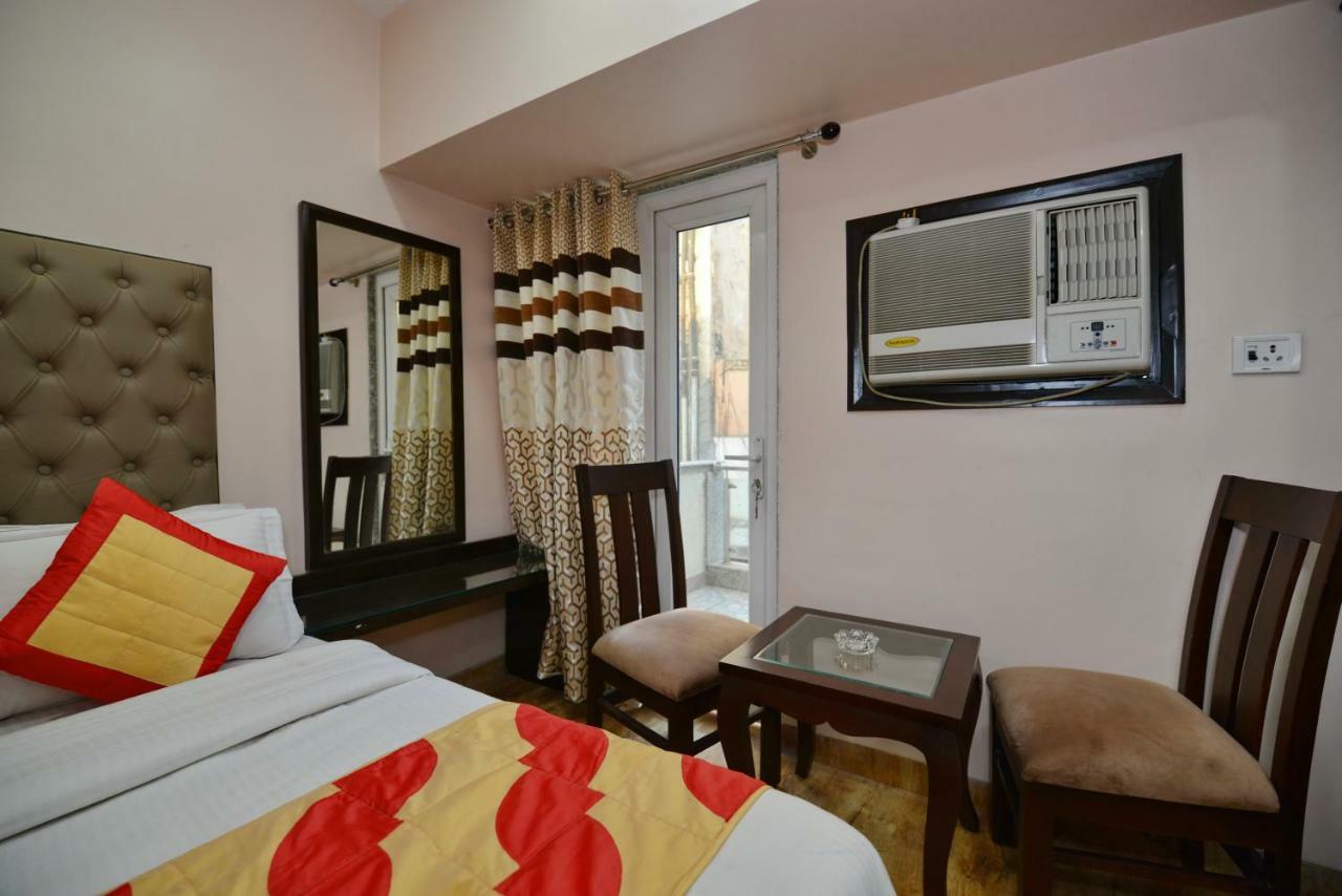 Hotel Kabeer New Delhi @ New Delhi Railway Station Exterior photo