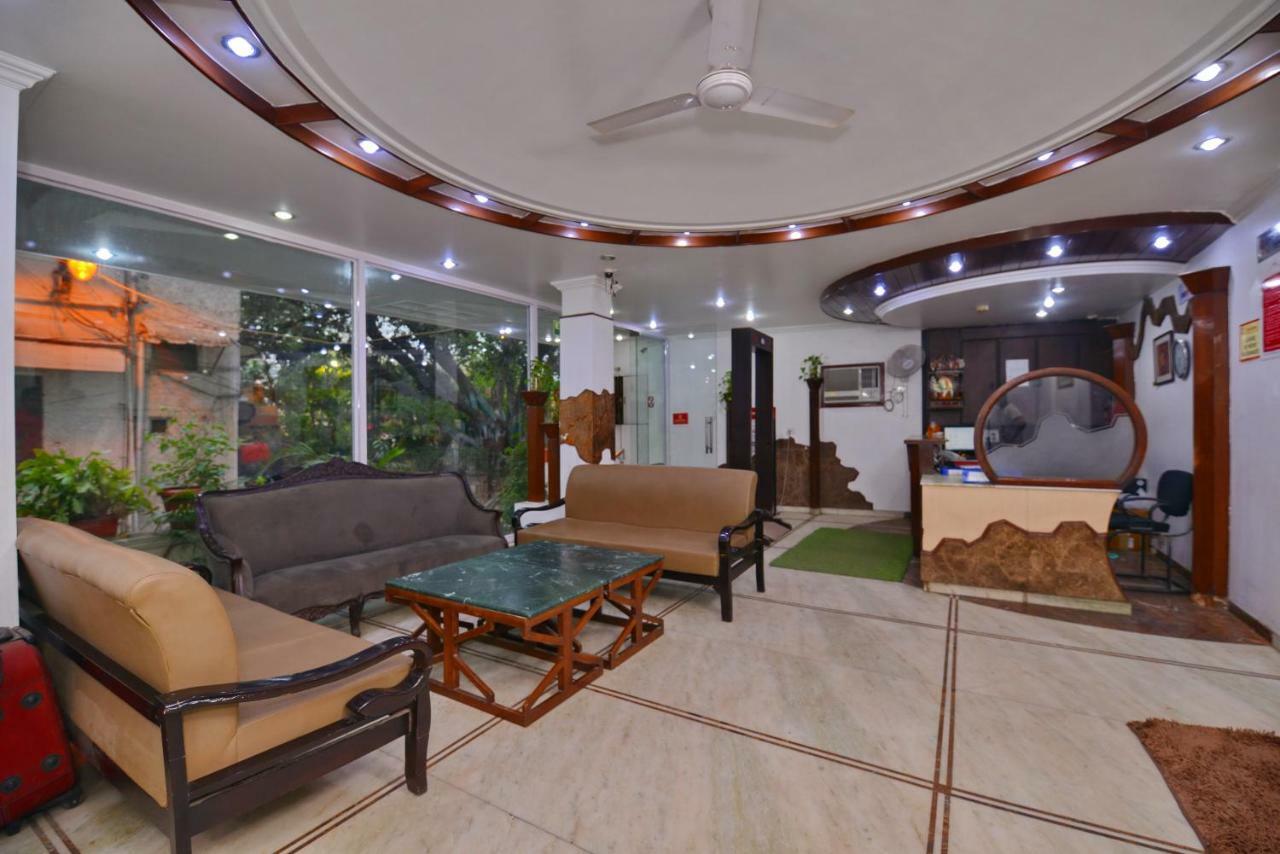 Hotel Kabeer New Delhi @ New Delhi Railway Station Exterior photo